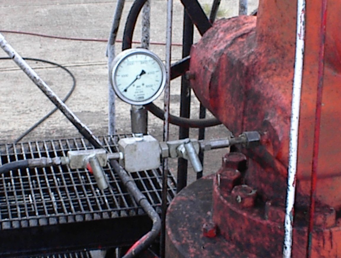 Sealant injection on a gate valve